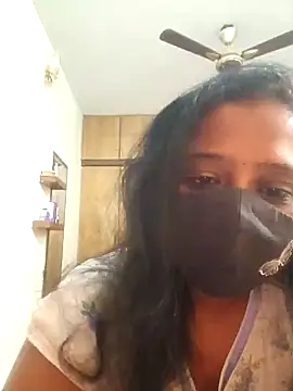 Snapshot of sexynayan23 chatting on 12.28.24 sexynayan23 online show from 12.28.24