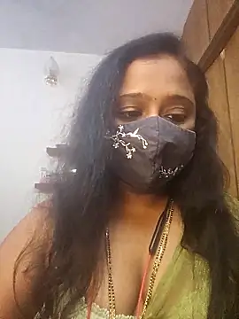 Snapshot of sexynayan23 chatting on 03.05.25 sexynayan23 online show from 03.05.25