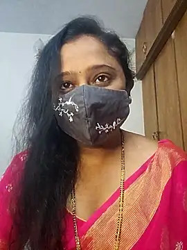 Snapshot of sexynayan23 chatting on 03.07.25 sexynayan23 online show from 03.07.25