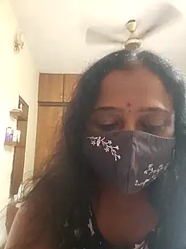 Snapshot of sexynayan23 chatting on 03.10.25 sexynayan23 online show from 03.10.25