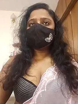 Snapshot of sexynayan23 chatting on 09.09.25 sexynayan23 online show from 09.09.25