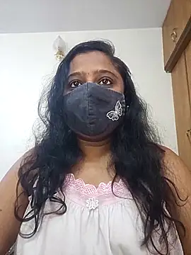 Snapshot of sexynayan23 chatting on 10.06.25 sexynayan23 online show from 10.06.25