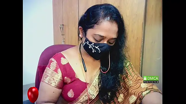 Snapshot of sexynayan23 chatting on 10.22.25 sexynayan23 online show from 10.22.25