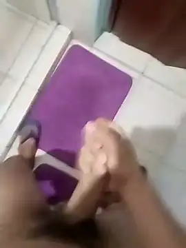 Snapshot of Emanuel45js chatting on 11.03.25 Emanuel45js online show from 11.03.25