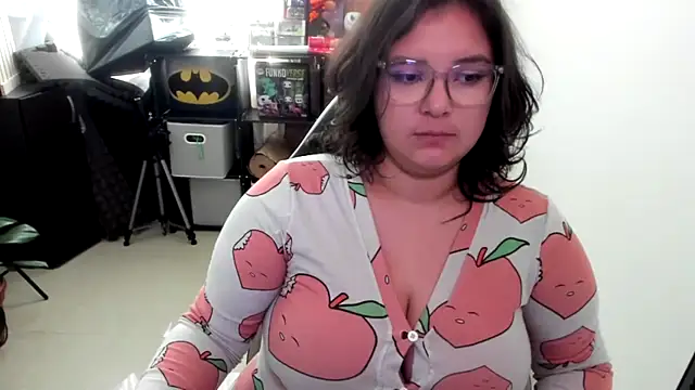 aika-dreams online show from 12.17.25