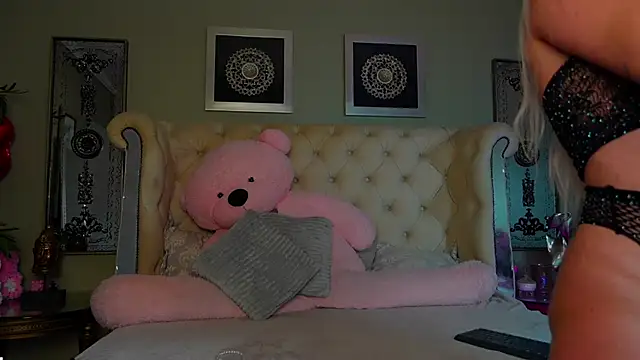 Squirt Tanya online show from 02.01.25