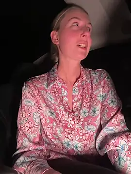 CutieEmy online show from 12.25.24