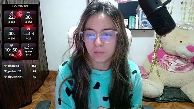 Maggie Fox3 online show from 03.02.25