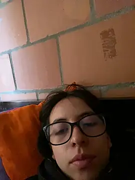 Maggie Fox3 online show from 04.06.26