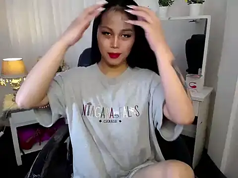 Snapshot of SassyIvanna chatting on 02.23.25 SassyIvanna online show from 02.23.25