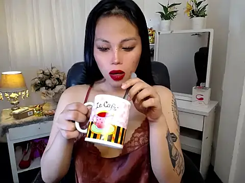 Snapshot of SassyIvanna chatting on 03.15.25 SassyIvanna online show from 03.15.25