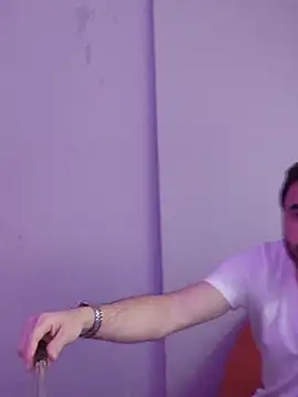 Snapshot of Consensustr chatting on 02.16.25 Consensustr online show from 02.16.25