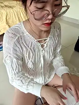 Snapshot of HinaLovely chatting on 01.06.25 HinaLovely online show from 01.06.25