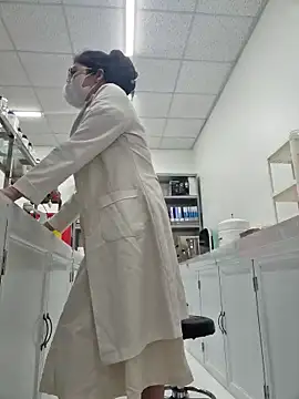 HinaLovely online show from 03.17.26