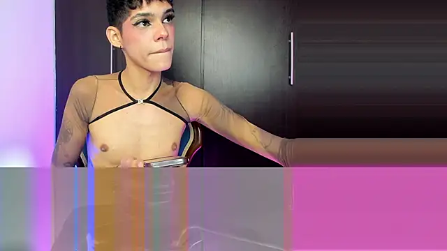 Varya Ferreira online show from 11.14.25