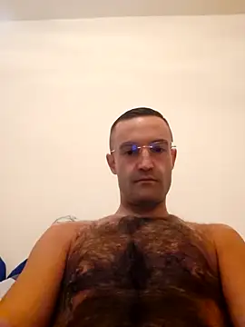 Snapshot of enricso chatting on 10.19.25 enricso online show from 10.19.25