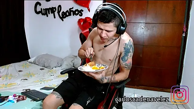 Snapshot of dickmaximum chatting on 02.25.26 dickmaximum online show from 02.25.26