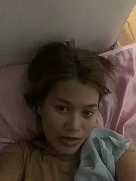 SassyRhonnaxxx online show from 12.17.24