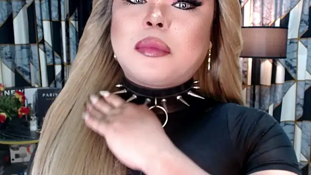 Mistress DOMnicaaxx online show from 09.17.25