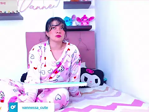 Vannessa  Shy online show from 10.09.25