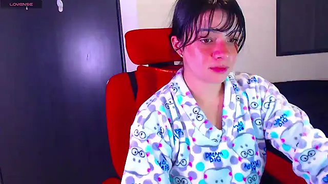 Vannessa  Shy online show from 10.13.25