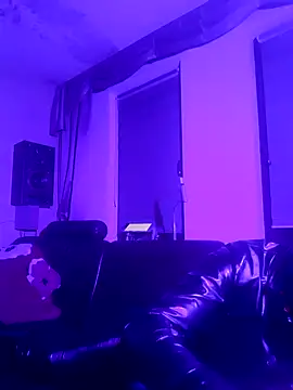 Crystalbitchx online show from 01.04.25