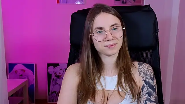  AnnaStark  online show from 12.18.24