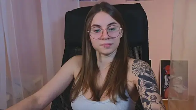  AnnaStark  online show from 12.20.24