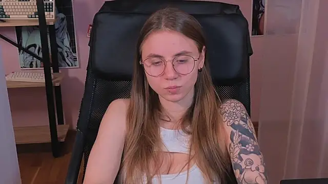  AnnaStark  online show from 10.23.25