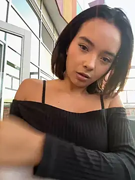 Snapshot of Irina_Grant chatting on 01.22.25 Irina Grant online show from 01.22.25