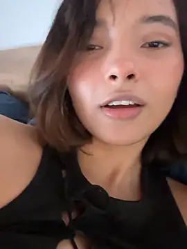 Snapshot of Irina_Grant chatting on 02.12.25 Irina Grant online show from 02.12.25