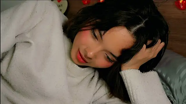 Snapshot of Irina_Grant chatting on 02.14.25 Irina Grant online show from 02.14.25