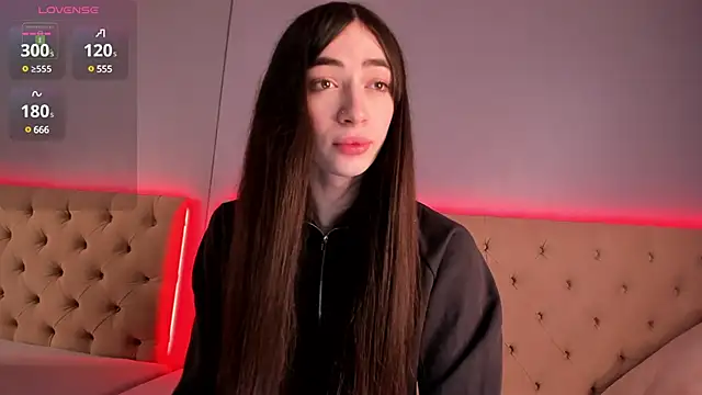 NickieRainer online show from 01.26.25