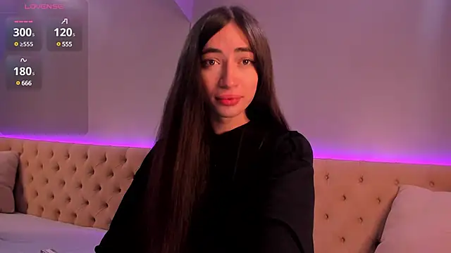 NickieRainer online show from 03.15.25