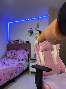 Luna Paris  online show from 01.05.26