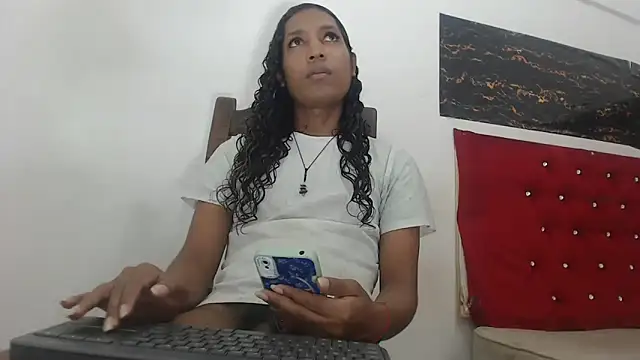 Snapshot of shairaStarr chatting on 12.04.24 shairaStarr online show from 12.04.24