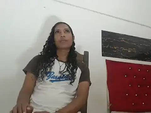 Snapshot of shairaStarr chatting on 12.13.24 shairaStarr online show from 12.13.24