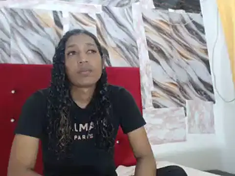 Snapshot of shairaStarr chatting on 01.14.25 shairaStarr online show from 01.14.25