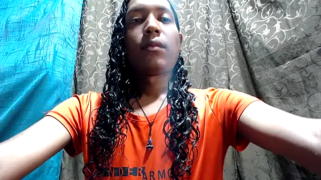 Snapshot of shairaStarr chatting on 09.30.25 shairaStarr online show from 09.30.25