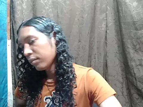 Snapshot of shairaStarr chatting on 10.02.25 shairaStarr online show from 10.02.25