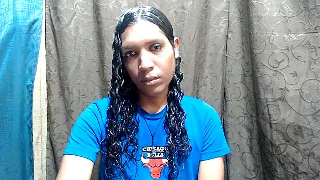 Snapshot of shairaStarr chatting on 10.06.25 shairaStarr online show from 10.06.25