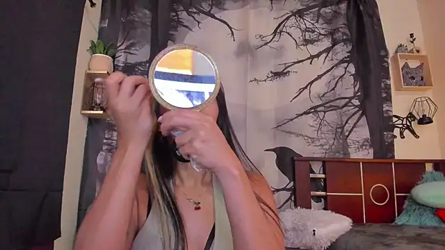 Snapshot of annyluna1 chatting on 01.10.26 annyluna1 online show from 01.10.26