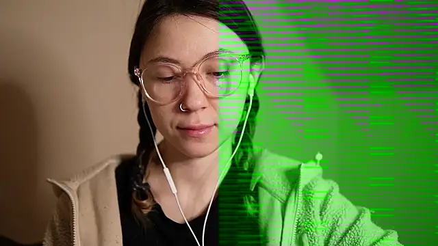 chibi moon  online show from 12.13.24