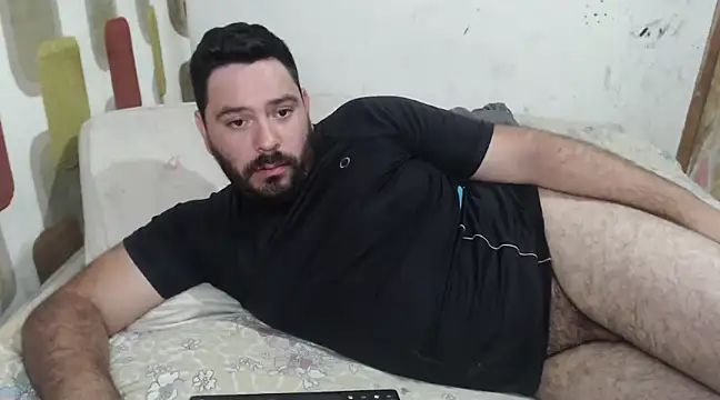 Snapshot of lucasprloco chatting on 12.31.24 lucasprloco online show from 12.31.24