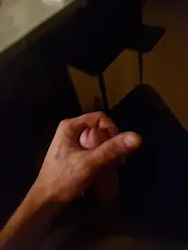 Snapshot of Sextoyboyboytoy chatting on 11.01.25 Sextoyboyboytoy online show from 11.01.25