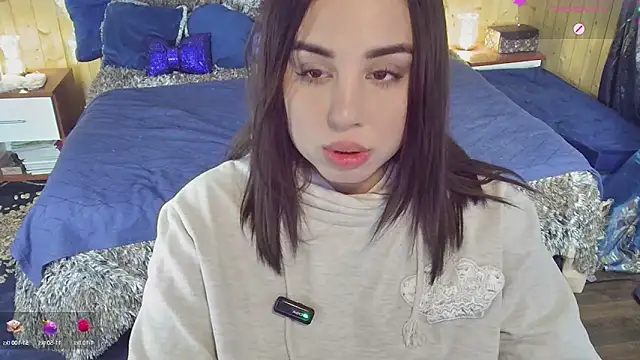 Snapshot of VanessaDoyle chatting on 01.14.25 VanessaDoyle online show from 01.14.25