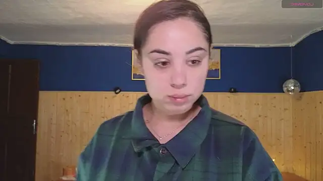 Snapshot of VanessaDoyle chatting on 01.24.25 VanessaDoyle online show from 01.24.25