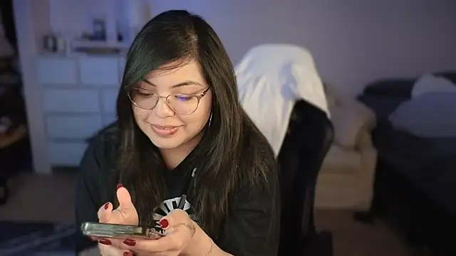 Snapshot of drizzypeach602 chatting on 01.16.25 drizzypeach602 online show from 01.16.25