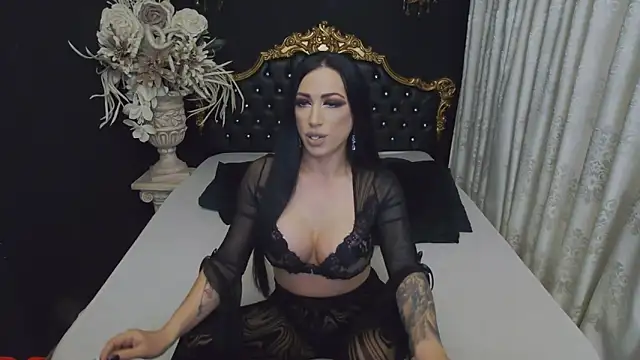 MichaelaDark online show from 11.07.25