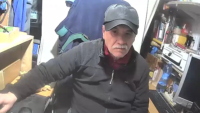 nonnomaturobisex online show from 01.31.25